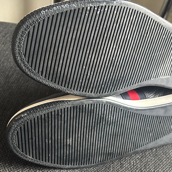 Gucci Men's Navy High-Top Sneakers - Picture 10 of 16